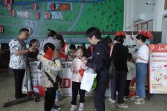 高保真還原講解聲，無線講解器讓導游與游客 “